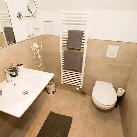 Gut Grossrotter Hof 3* Köln