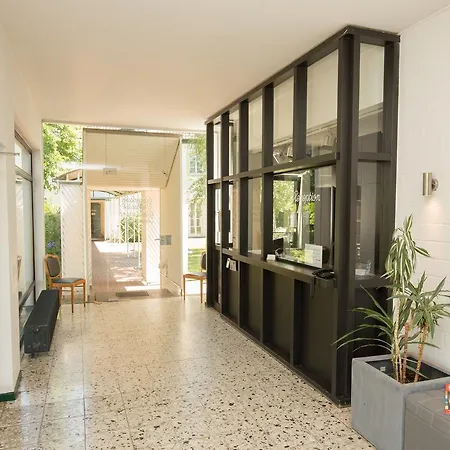 古特克罗斯罗特霍夫酒店（原使密特酒店） 科隆