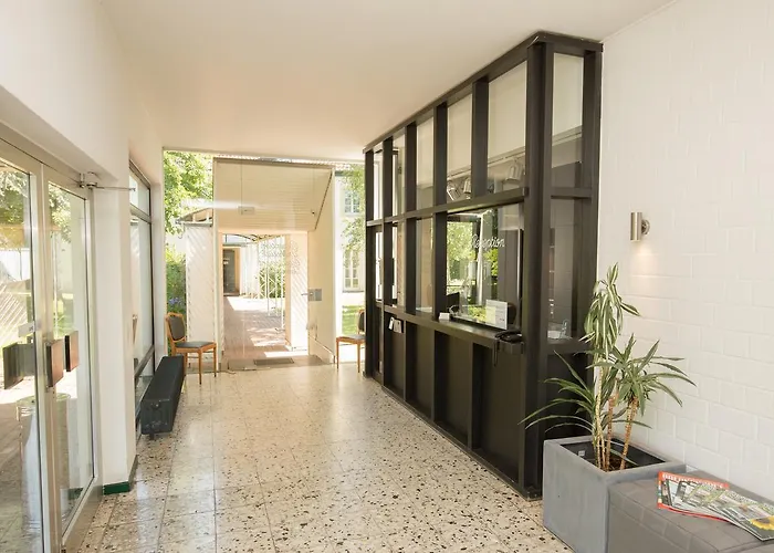 古特克罗斯罗特霍夫酒店（原使密特酒店） 科隆